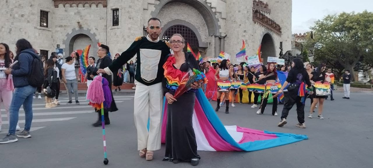 Franchesca Jara, dirigente LGBTIQ+ en Loja, advierte sobre la discriminación y las dificultades de inserción laboral.