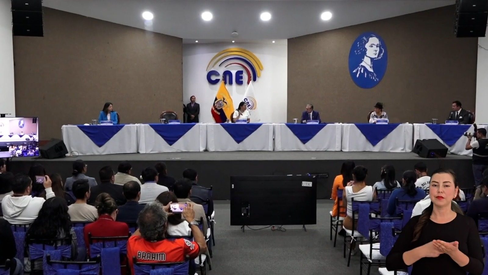 La transparencia y la independencia política de los futuros consejeros generan interrogantes.