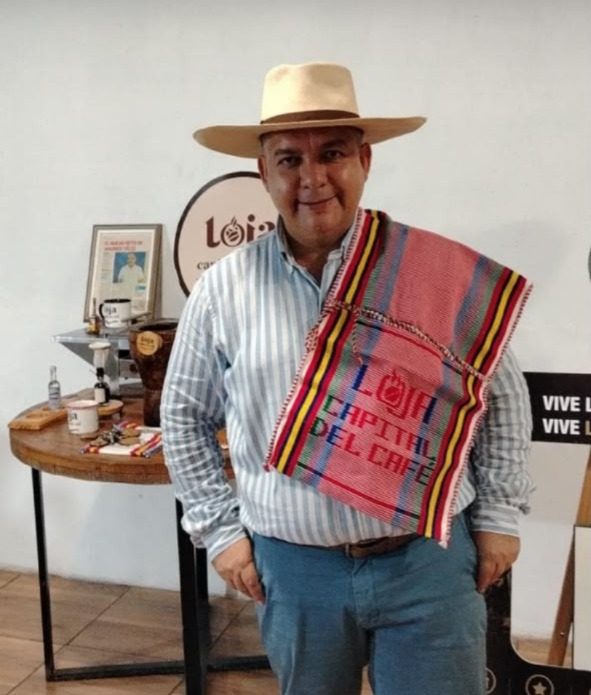 Wagner Vélez: Lojano radicado en Santo Domingo, uno de los promotores de la declaratoria de Loja como Capital Cafetalera del Ecuador